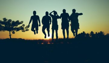 eine Gruppe von Menschen